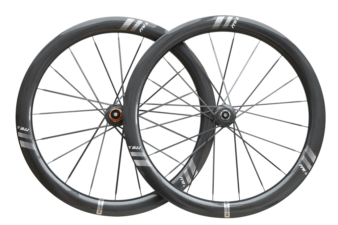 FARSPORTS Ultimate EVO S5 - roue carbone rayons intégrés au moyeu