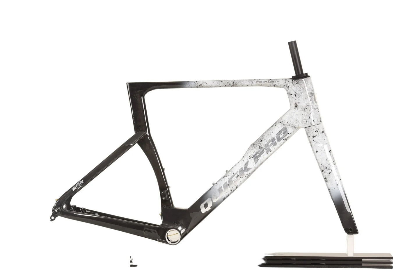 ER:ONE – Option Peinture Personnalisée Custom Color - Peloton GP