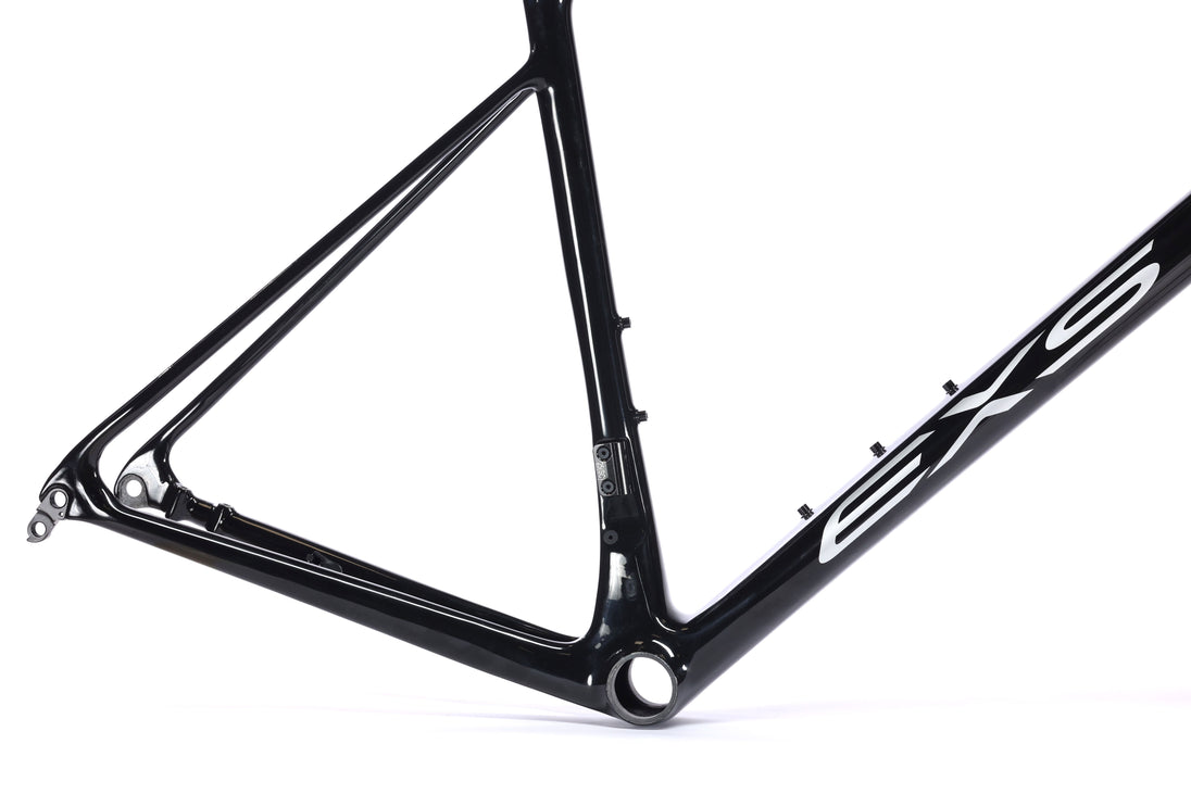 Kit cadre 700 noir EXS - Main Image