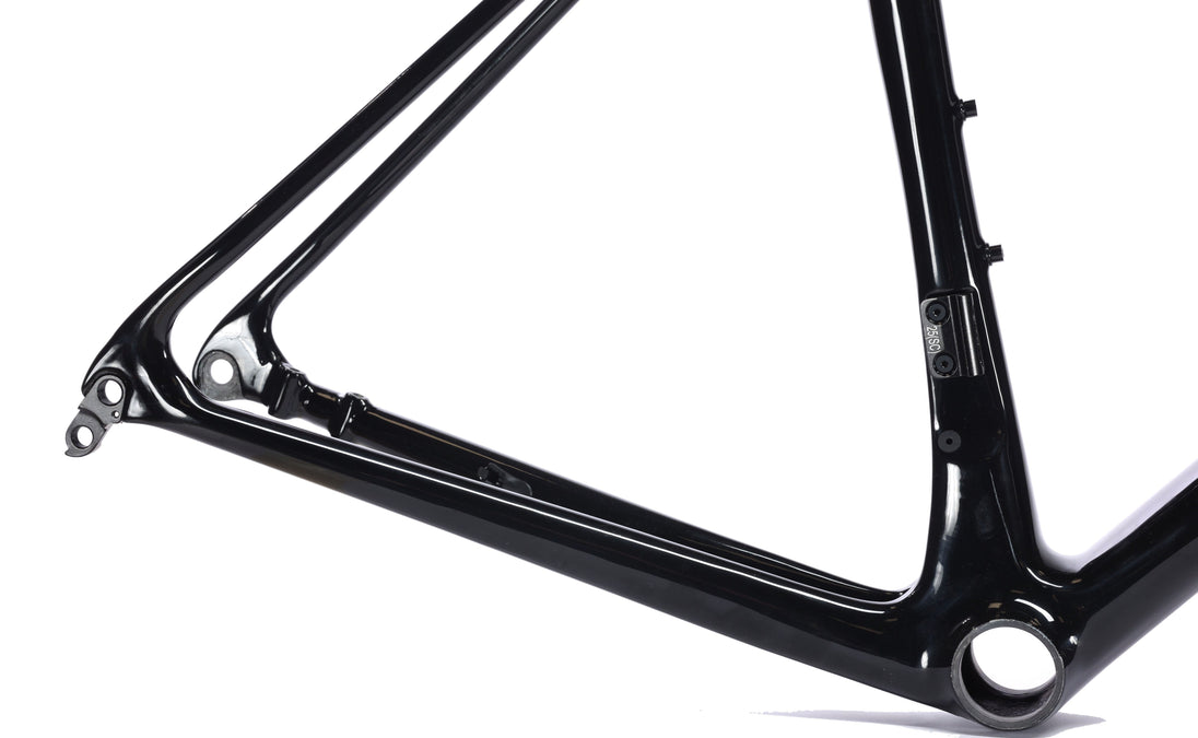 Kit cadre 700 - EXS - Peloton GP