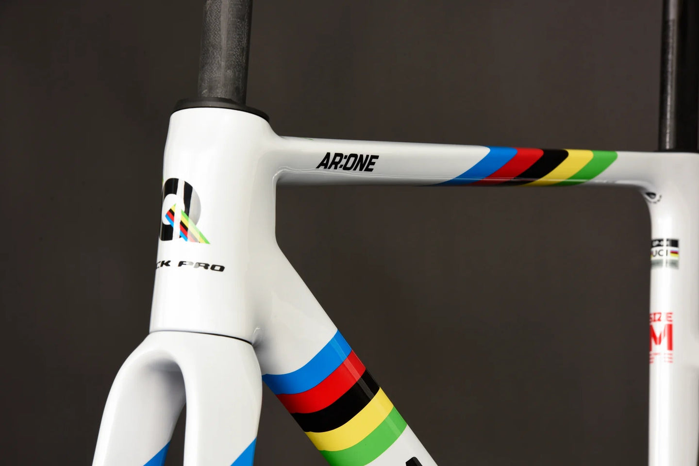 Kit cadre AR:ONE UCI Edition - QUICK PRO - Peloton GP