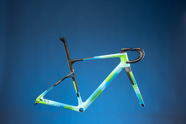 Kit cadre SPEAR Borealis Blue - SEKA - Peloton GP