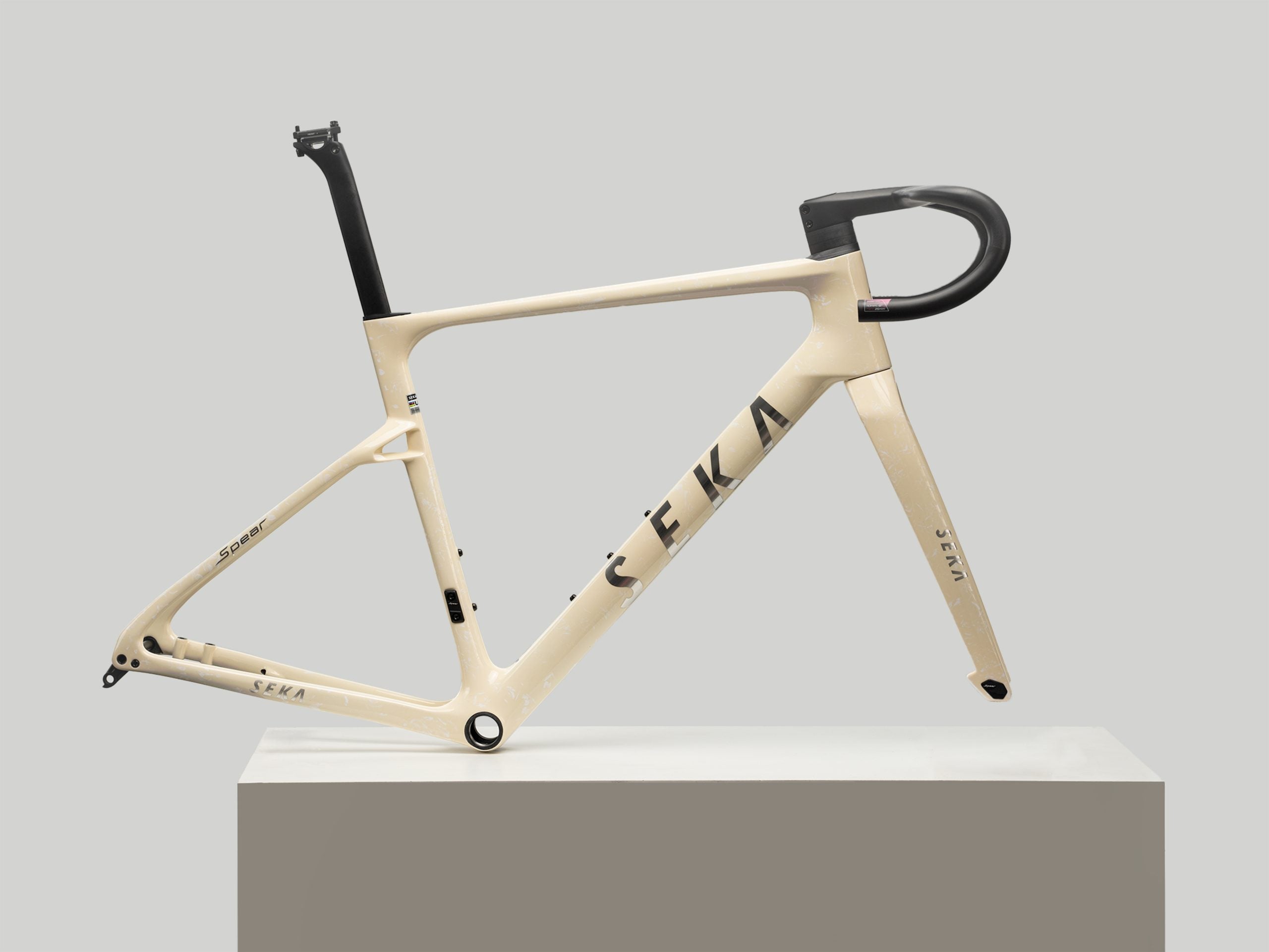 Kit cadre SPEAR Cosmic Beige - SEKA - Peloton GP