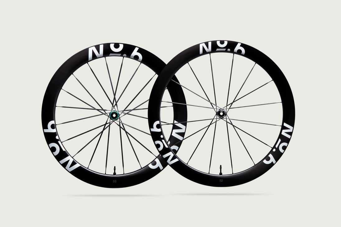 Nº6 Superlight – Roues carbone route - Peloton GP