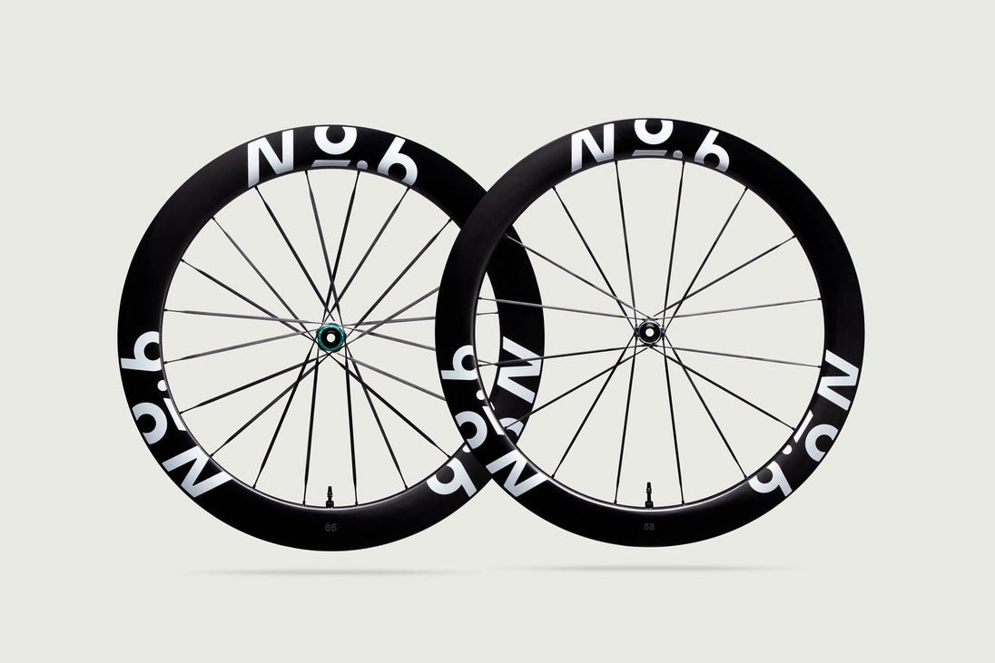 Nº6 Superlight – Roues carbone route - Peloton GP