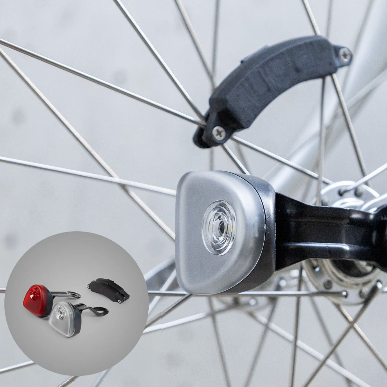 Reelight SL100 – Jeu de Lumières Vélo Magnétiques Flash | Fixation Moyeu | Noir - Peloton GP