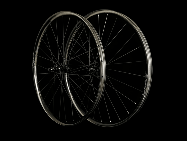 Roues carbone VTT CRW Works XC30 - Peloton GP