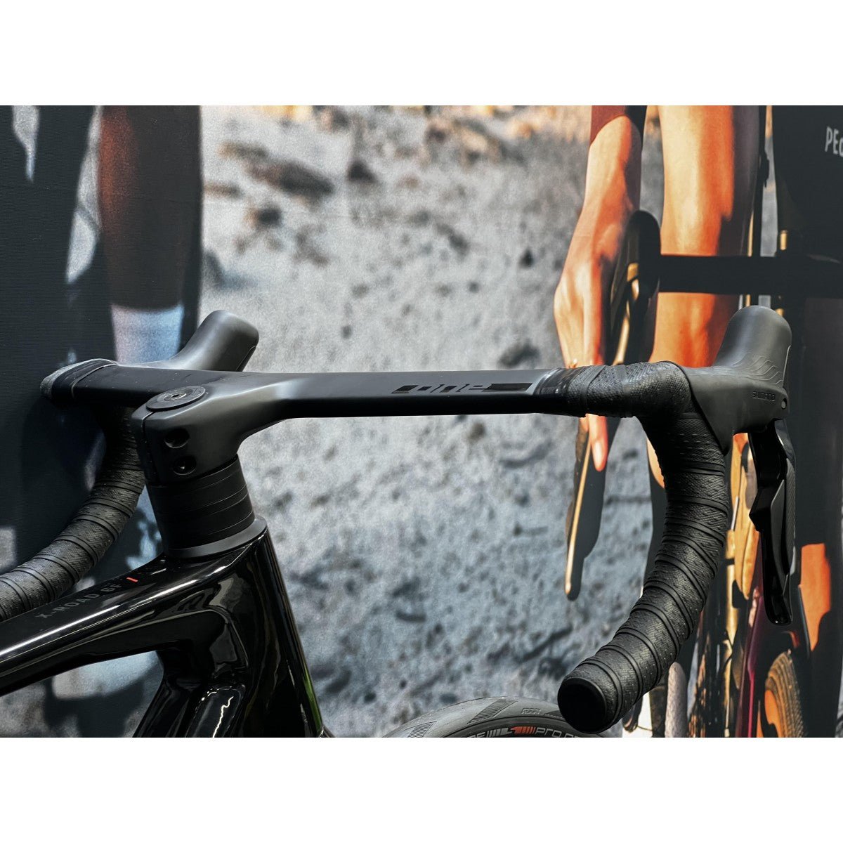 Vélo de Route Endurance Superior XR 9.7 Gran Fondo – Shimano Ultegra Di2 12V – Carbone - Peloton GP