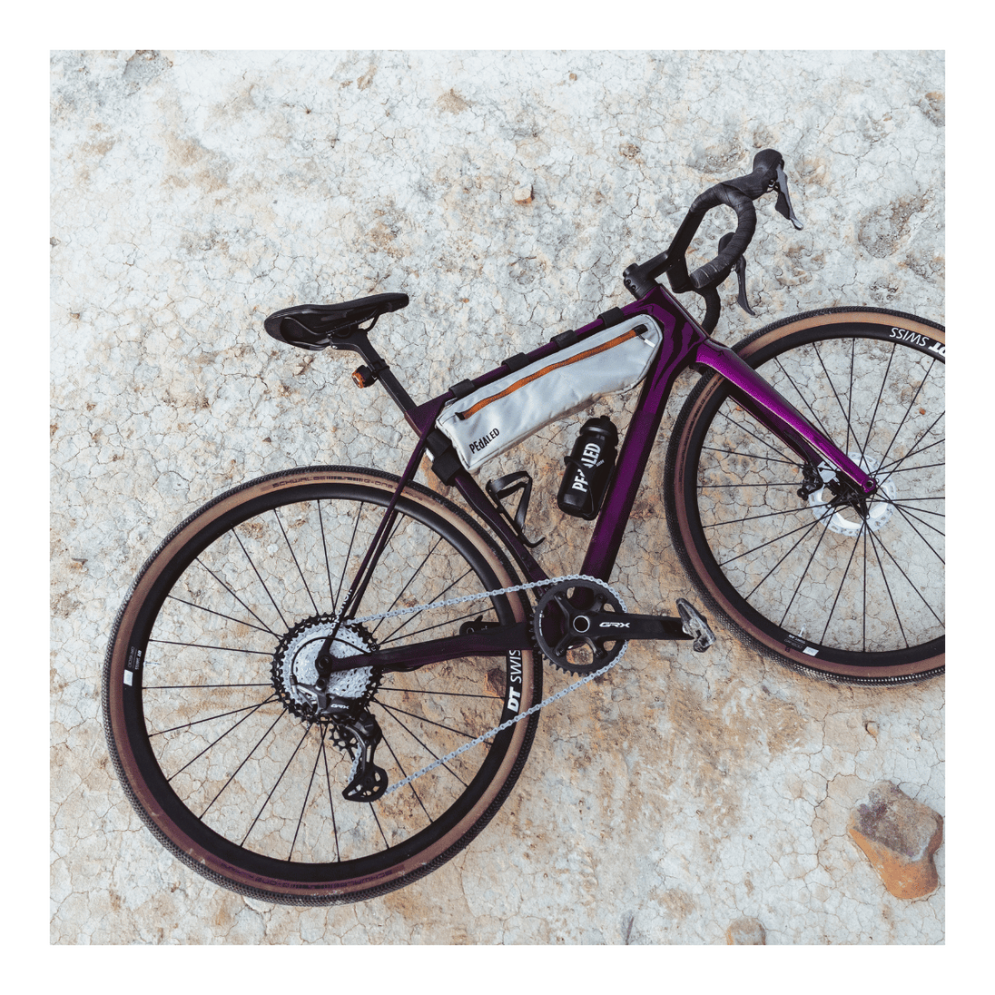 VÉLO GRAVEL SUPERIOR X - ROAD 9.7 GR – CARBONE – GRX RX820 – 12V – DT SWISS GR 1600 - Peloton GP