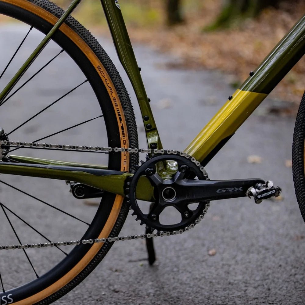 VÉLO GRAVEL SUPERIOR X-ROAD TEAM COMP GR – CARBONE – SHIMANO GRX 812 – 11V – ROUE DT SWISS G1800 - Peloton GP