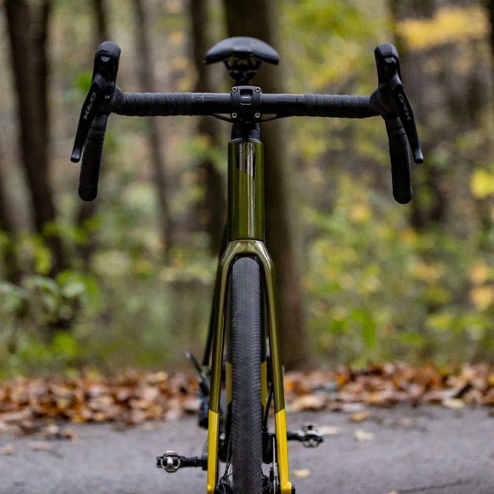 VÉLO GRAVEL SUPERIOR X-ROAD TEAM COMP GR – CARBONE – SHIMANO GRX 812 – 11V – ROUE DT SWISS G1800 - Peloton GP