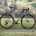 VÉLO GRAVEL SUPERIOR XR 9.5 GR – CARBONE – SHIMANO GRX RX820/610 – 12V – ROUE DT SWISS GR 1800 – ÉCLAIRAGE INTÉGRÉ - Peloton GP