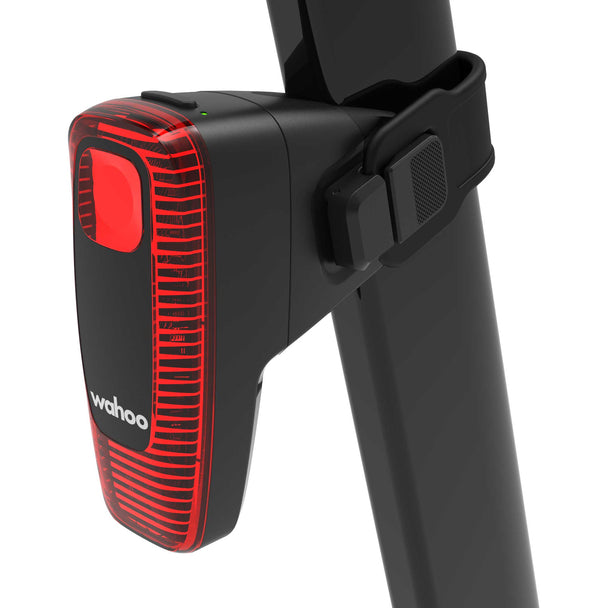 Wahoo TRACKR RADAR – Feu Arrière Connecté Avec Radar – Bluetooth / ANT+ - Peloton GP
